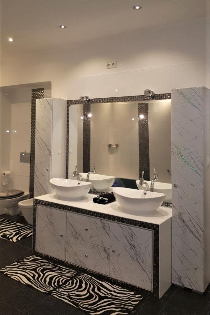 Grosse Wohnung Naehe Zentrum Wien Ngoại thất bức ảnh