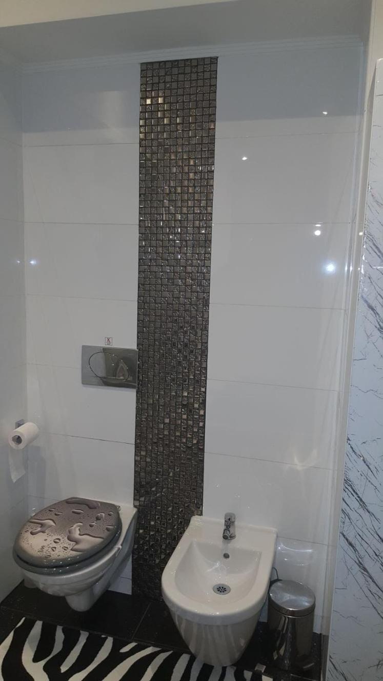 Grosse Wohnung Naehe Zentrum Wien Ngoại thất bức ảnh